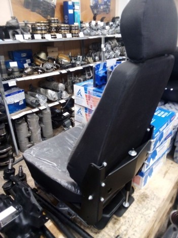Кресло водителя высокое на КАМАЗ за 24500 рублей в магазине remzapchasti.ru 5320-6810010 В №20