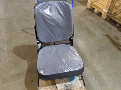 Кресло водителя низкое на КАМАЗ за 18500 рублей в магазине remzapchasti.ru 5320-6810010 Н №47