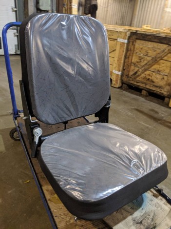 Кресло водителя низкое на КАМАЗ за 18500 рублей в магазине remzapchasti.ru 5320-6810010 Н №41
