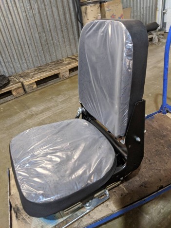 Кресло водителя низкое на КАМАЗ за 18500 рублей в магазине remzapchasti.ru 5320-6810010 Н №13