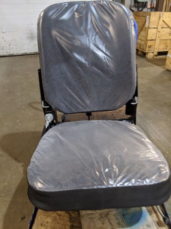 Кресло водителя низкое на КАМАЗ за 18500 рублей в магазине remzapchasti.ru 5320-6810010 Н №51