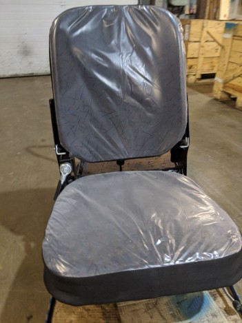 Кресло водителя низкое на КАМАЗ за 18500 рублей в магазине remzapchasti.ru 5320-6810010 Н №65